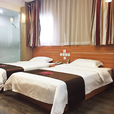 Thank Inn Chain Hotel Guangdong Shenzhen Baoan International Airport Екстер'єр фото